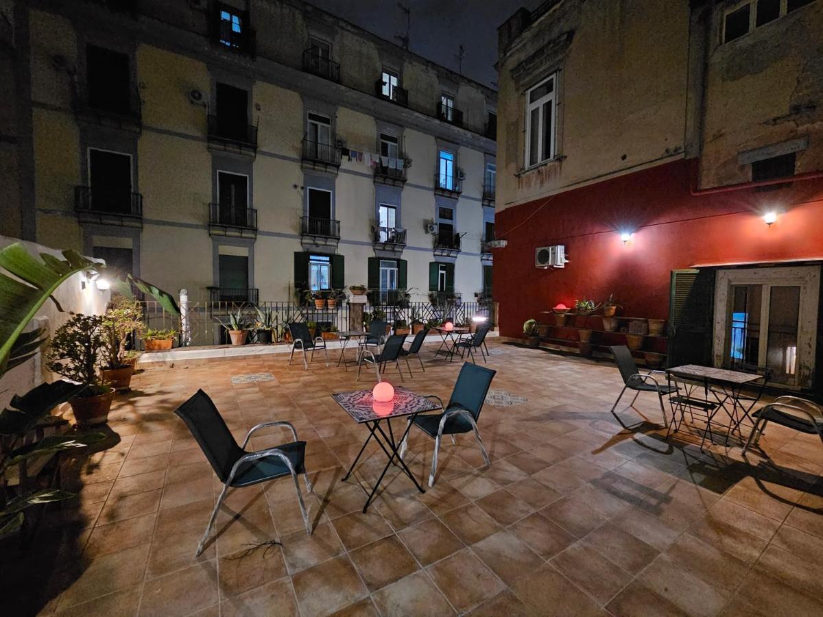 The Spanish Palace, Suites, Rooms, & Terraces Couette-café 3*