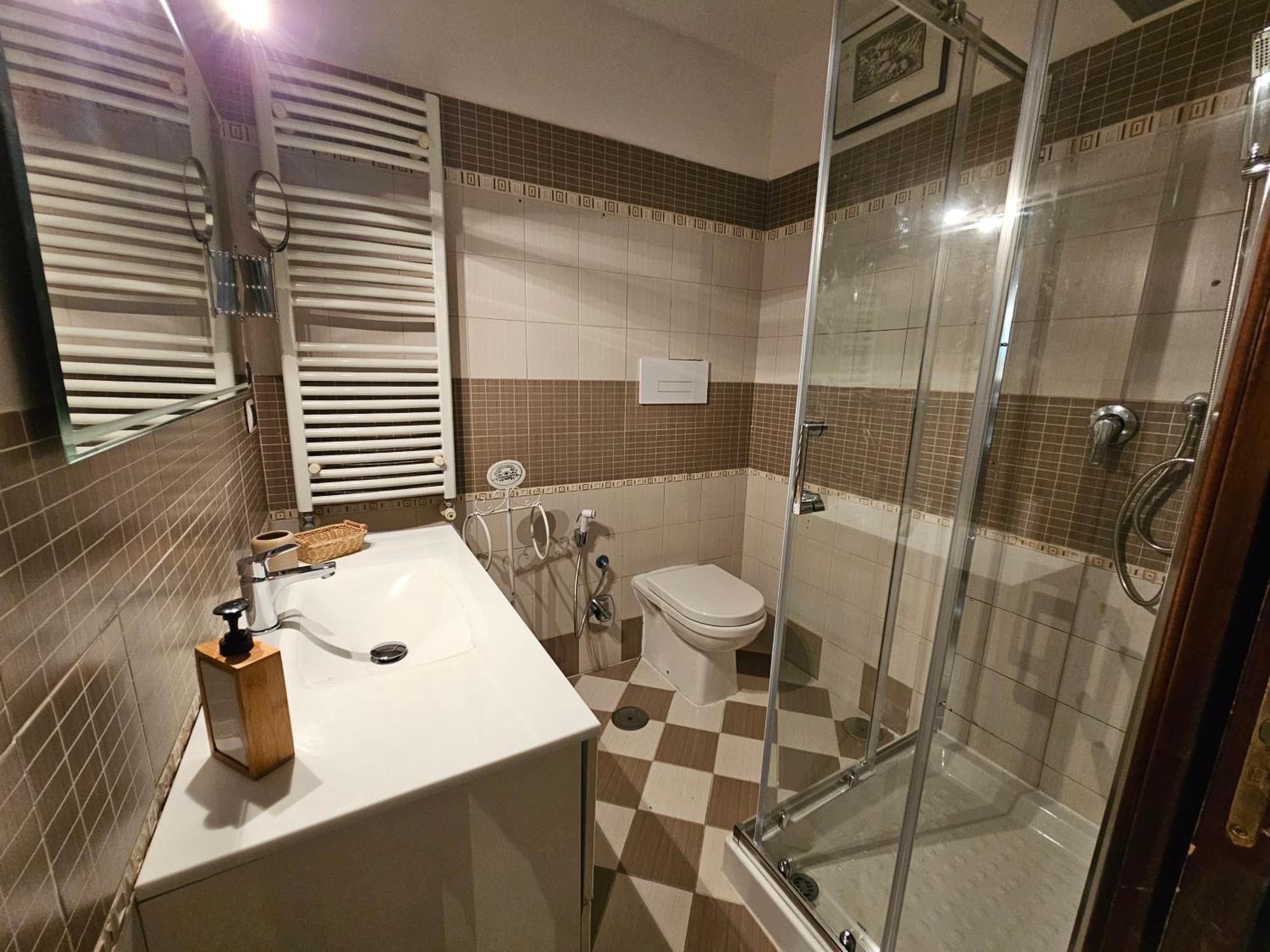 Couette-café The Spanish Palace, Suites, Rooms, & Terraces 3*