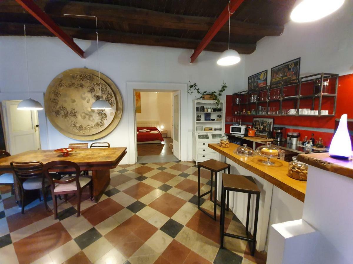 Couette-café The Spanish Palace, Suites, Rooms, & Terraces Naples