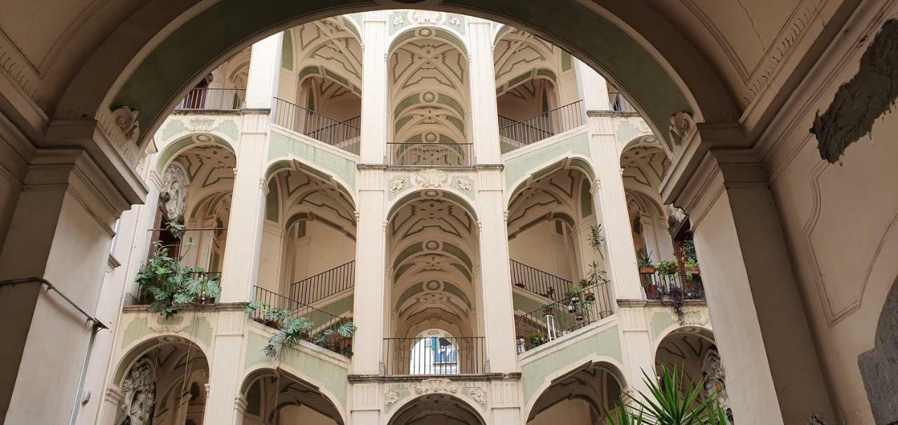 Couette-café The Spanish Palace, Suites, Rooms, & Terraces 3*