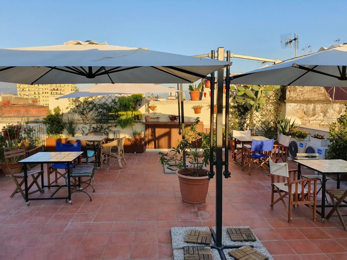 The Spanish Palace, Suites, Rooms, & Terraces Couette-café
